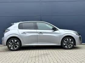 Peugeot 208 (2024) thumbnail 3
