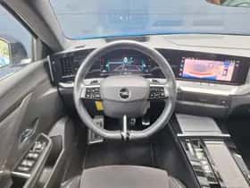 Opel Astra (2022) thumbnail 10