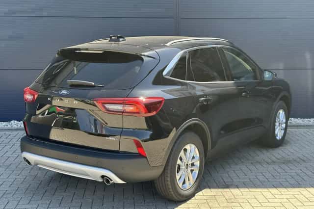 Ford Kuga (2026) thumbnail 3