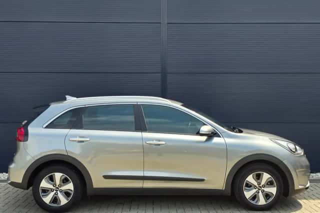 Kia Niro (2019) thumbnail 6