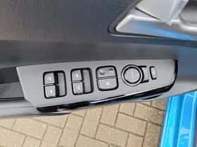 Kia Picanto (2025) thumbnail 10