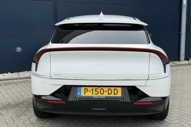 Kia EV6 (2022) thumbnail 6