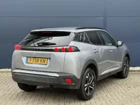 Peugeot 2008 (2023) thumbnail 4