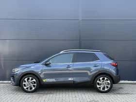 Kia Stonic (2025) thumbnail 3