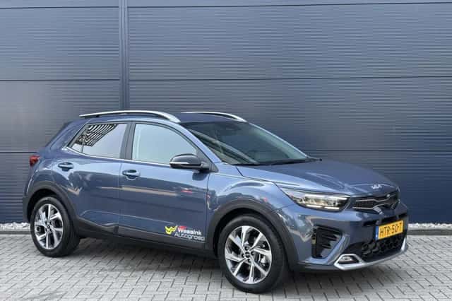 Kia Stonic (2025) thumbnail 4