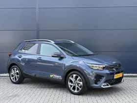 Kia Stonic (2025) thumbnail 4