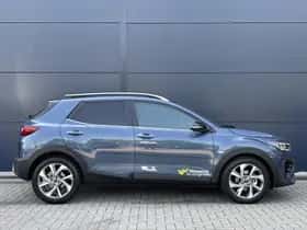 Kia Stonic (2025) thumbnail 6