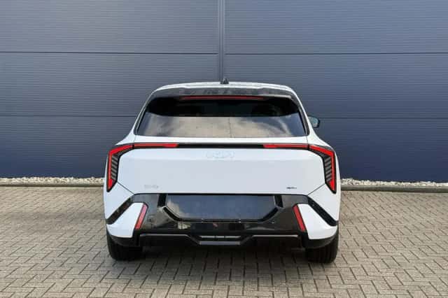 Kia EV4 (2026) thumbnail 4