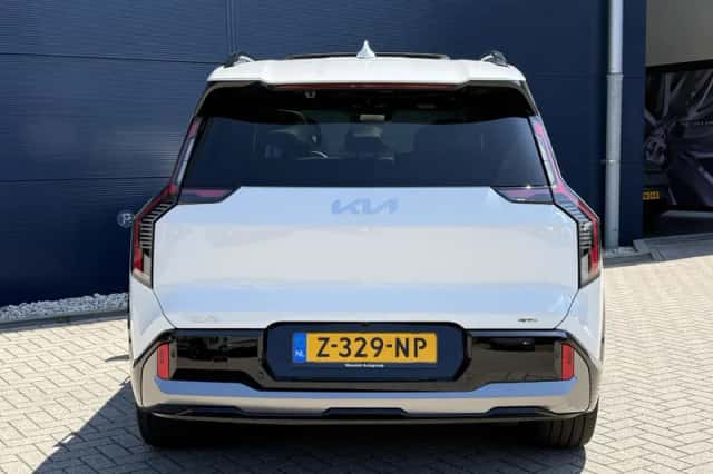 Kia EV9 (2024) thumbnail 5