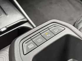 Kia EV4 (2026) thumbnail 24