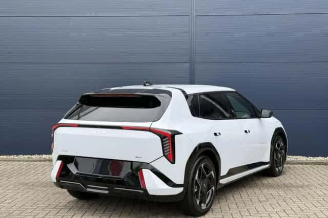 Kia EV4 (2026) thumbnail 5