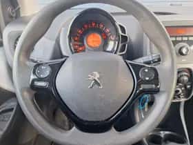 Peugeot 108 (2021) thumbnail 13