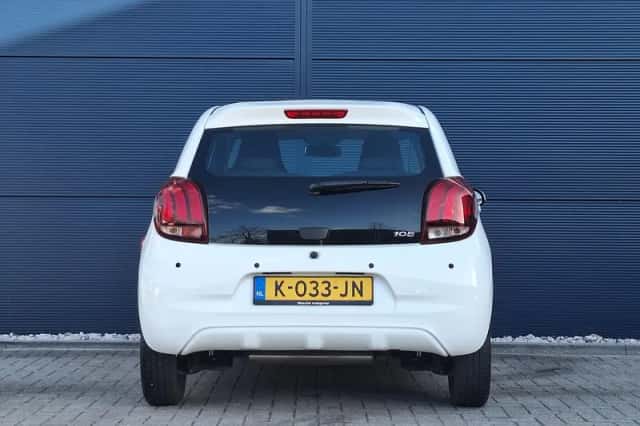 Peugeot 108 (2021) thumbnail 5