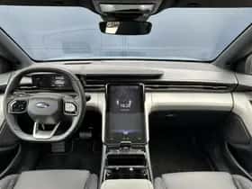 Ford Explorer (2025) thumbnail 12