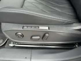 Ford Explorer (2025) thumbnail 9