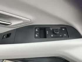 Ford Explorer (2025) thumbnail 10
