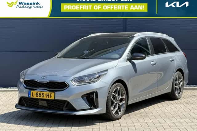 Kia Ceed Sportswagon (2021) thumbnail 1