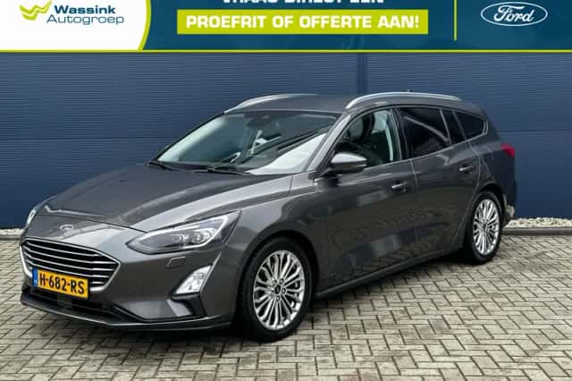Ford Focus (2019) thumbnail 1