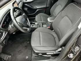 Ford Focus (2019) thumbnail 26