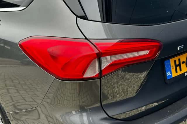 Ford Focus (2019) thumbnail 6