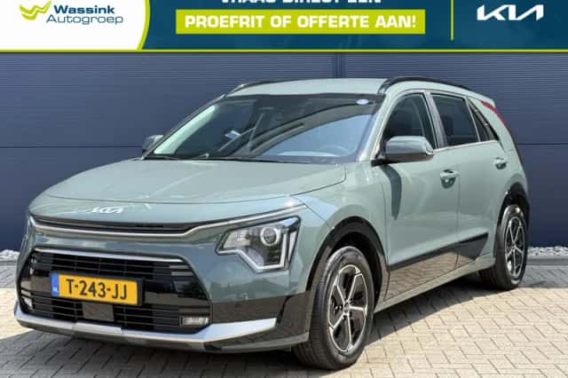 Kia Niro (2023) thumbnail 1