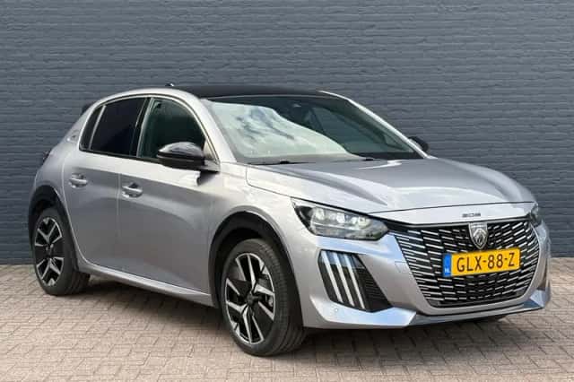 Peugeot 208 (2024) thumbnail 3