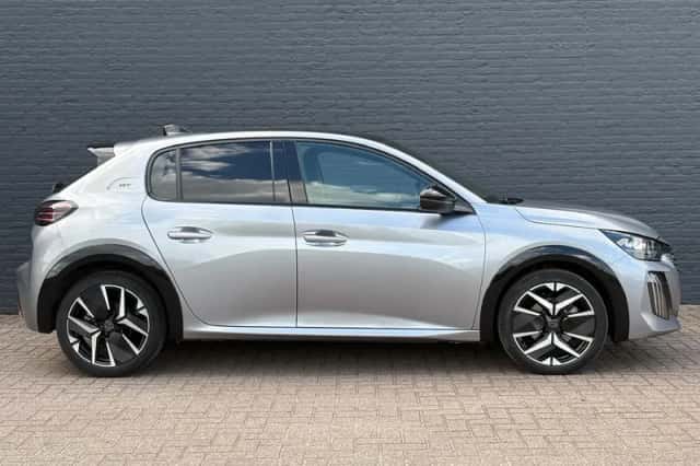 Peugeot 208 (2024) thumbnail 4