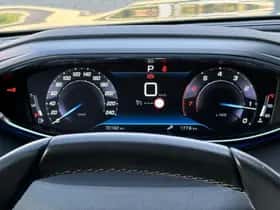 Peugeot 5008 (2021) thumbnail 16