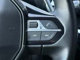 Peugeot 5008 (2021) thumbnail 18