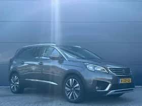 Peugeot 5008 (2021) thumbnail 3