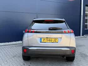 Peugeot 2008 (2022) thumbnail 2