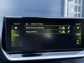 Peugeot 2008 (2022) thumbnail 12