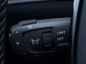Peugeot 2008 (2022) thumbnail 23