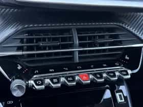 Peugeot 2008 (2022) thumbnail 24
