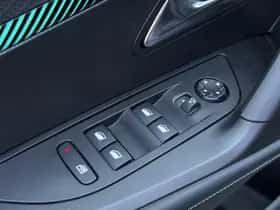 Peugeot 2008 (2022) thumbnail 27