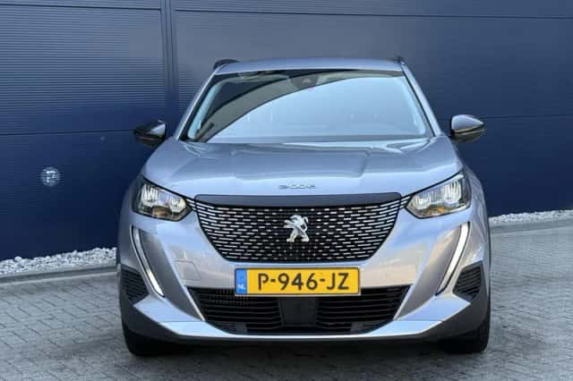 Peugeot 2008 (2022) thumbnail 5