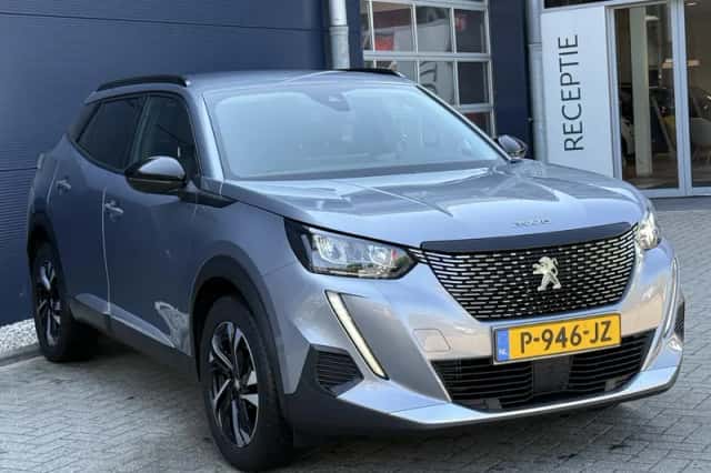 Peugeot 2008 (2022) thumbnail 6