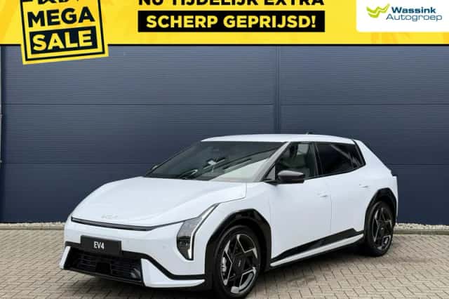 Kia EV4 (2026) thumbnail 1