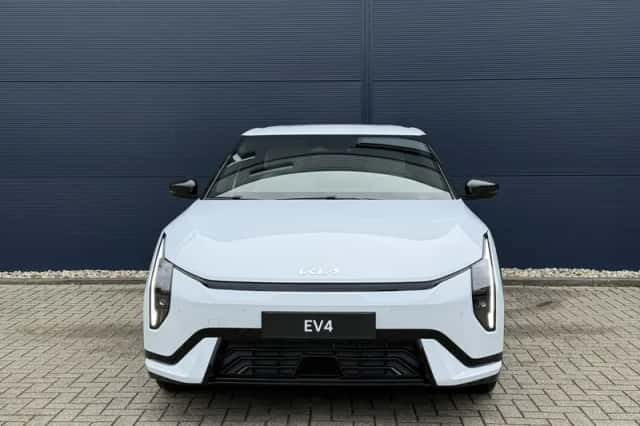 Kia EV4 (2026) thumbnail 4