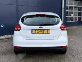 Ford Focus (2018) thumbnail 4