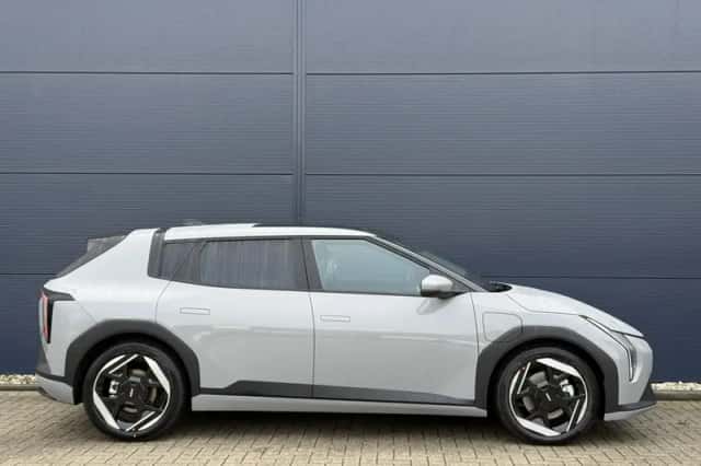 Kia EV4 (2026) thumbnail 2