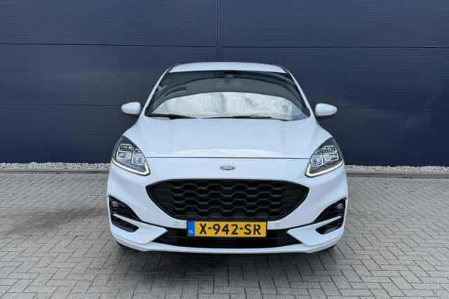 Ford Kuga (2020) thumbnail 2