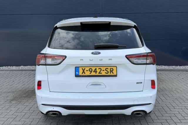 Ford Kuga (2020) thumbnail 6