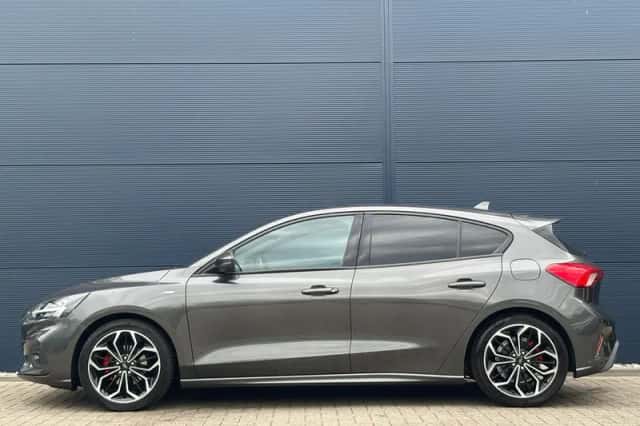 Ford Focus (2020) thumbnail 6