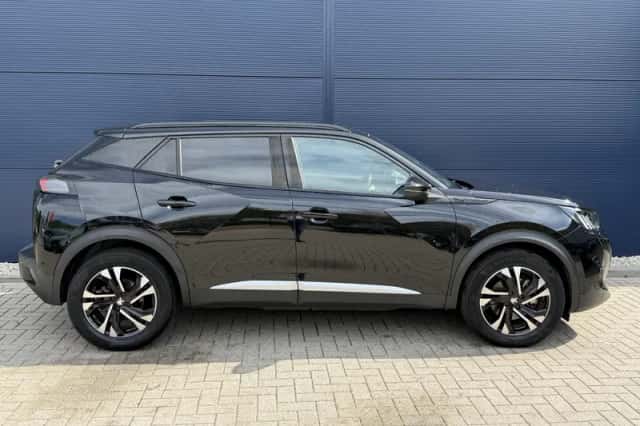 Peugeot e-2008 (2021) thumbnail 4