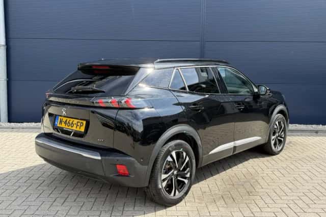 Peugeot e-2008 (2021) thumbnail 5