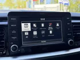 Kia Stonic (2019) thumbnail 11