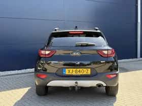 Kia Stonic (2019) thumbnail 5