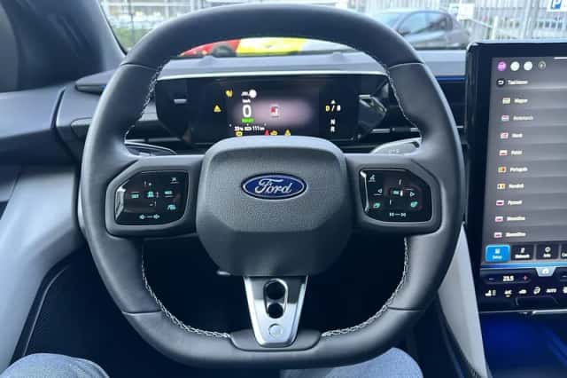 Ford Capri (2026) thumbnail 5