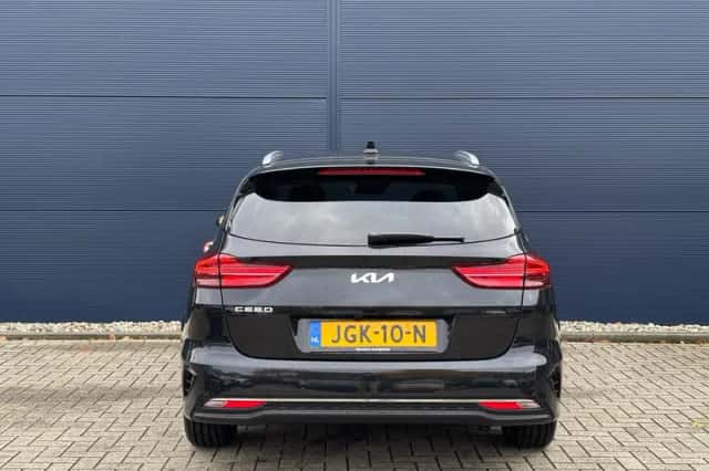 Kia Ceed Sportswagon (2025) thumbnail 6